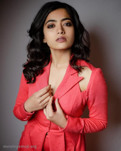 1040+ Stunning Rashmika Mandanna Photos, DP, Images, and Wallpapers